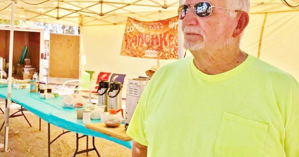Spring Break: Church group ends breakfast on the beach | Local News ...