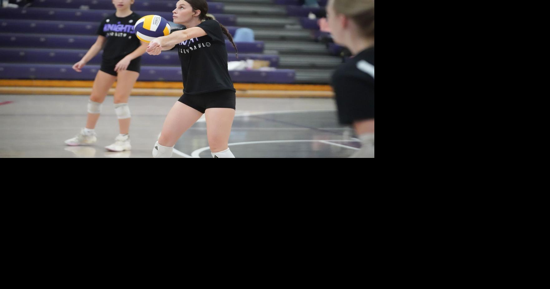 Lake Havasu volleyball hosts five teams in preseason scrimmage