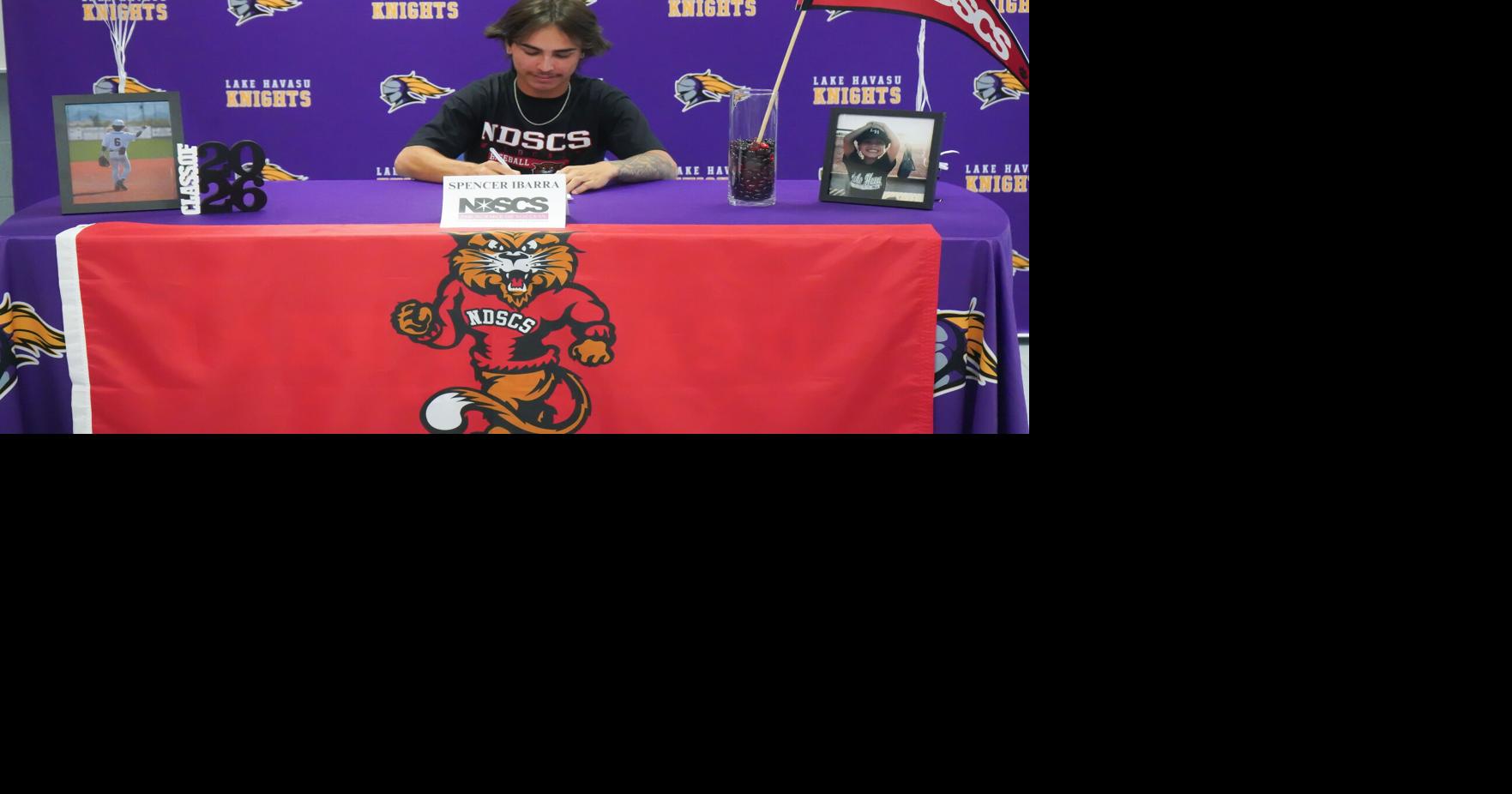 Spencer Ibarra signs to continue baseball career in college