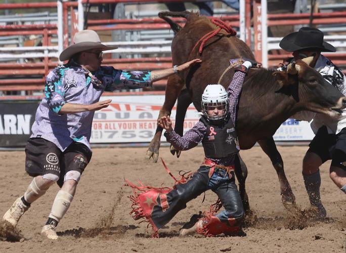Kingsmen honor law enforcement and fallen troopers at Andy Devine Pro ...