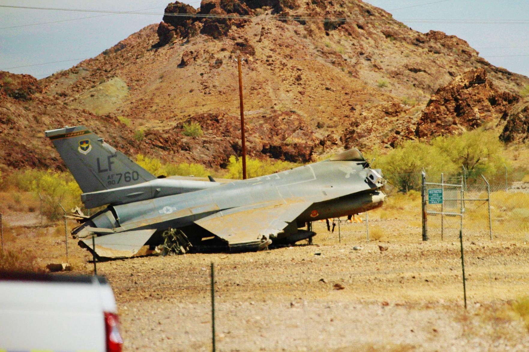 Fighter Jet Crashes On Havasu Airport Runway | Free Access | Havasunews.com