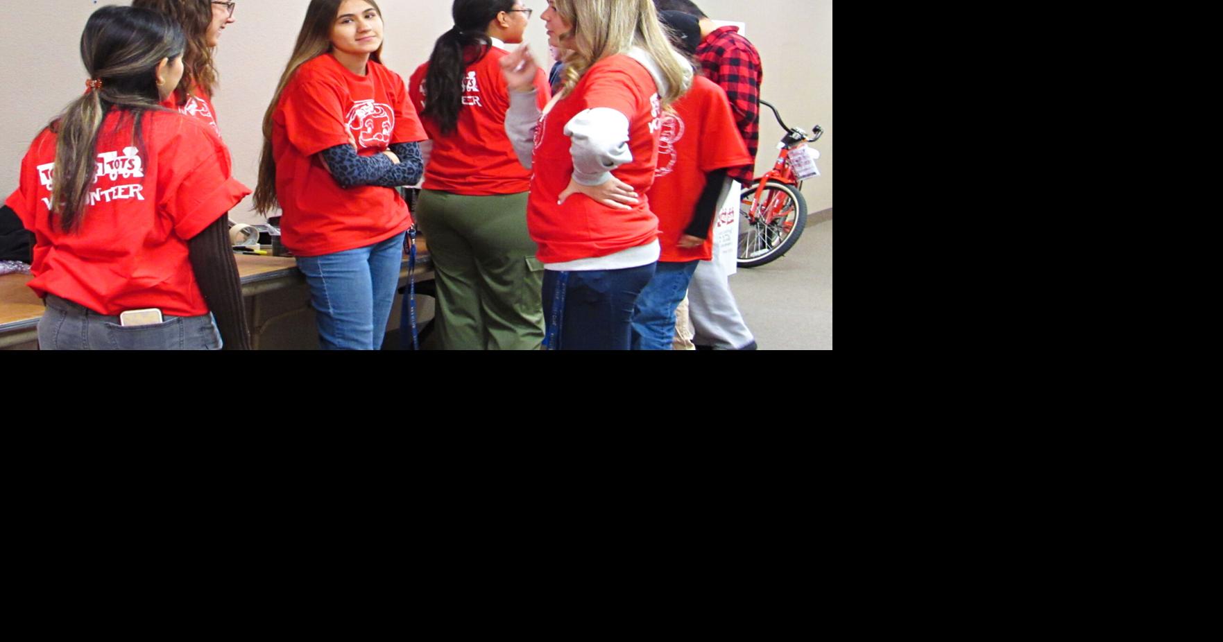 Havasu families, youth receive holiday gifts through ‘Toys for Tots