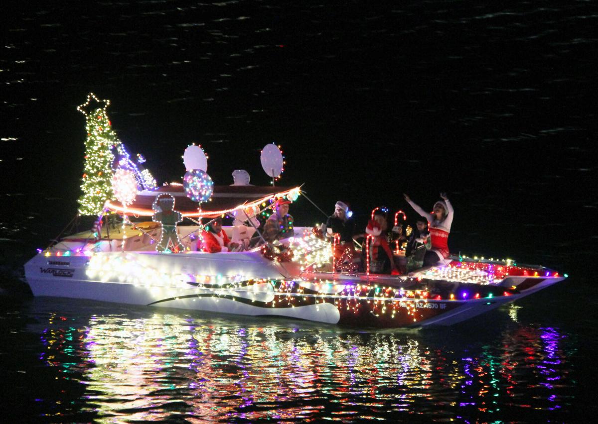 Video Lake Havasu City's 2022 Boat Parade of Lights Complimentary