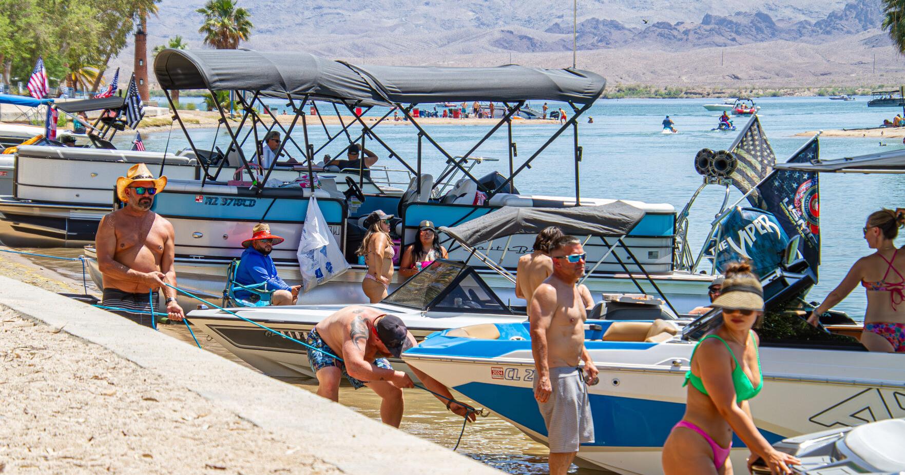 Memorial Day weekend promises economic boom for Havasu - Vimarsana News