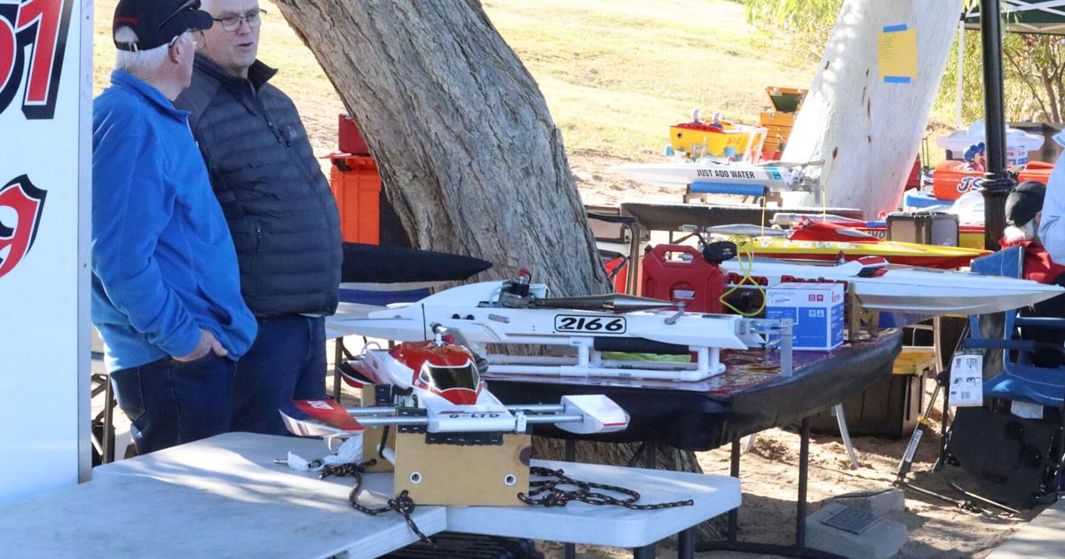 Photos: RC Boat races at the Channel | Complimentary | havasunews.com