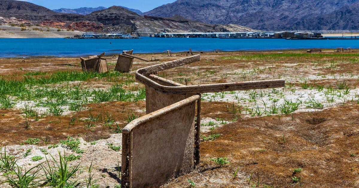 Read MoreLake Mead sets a new record low