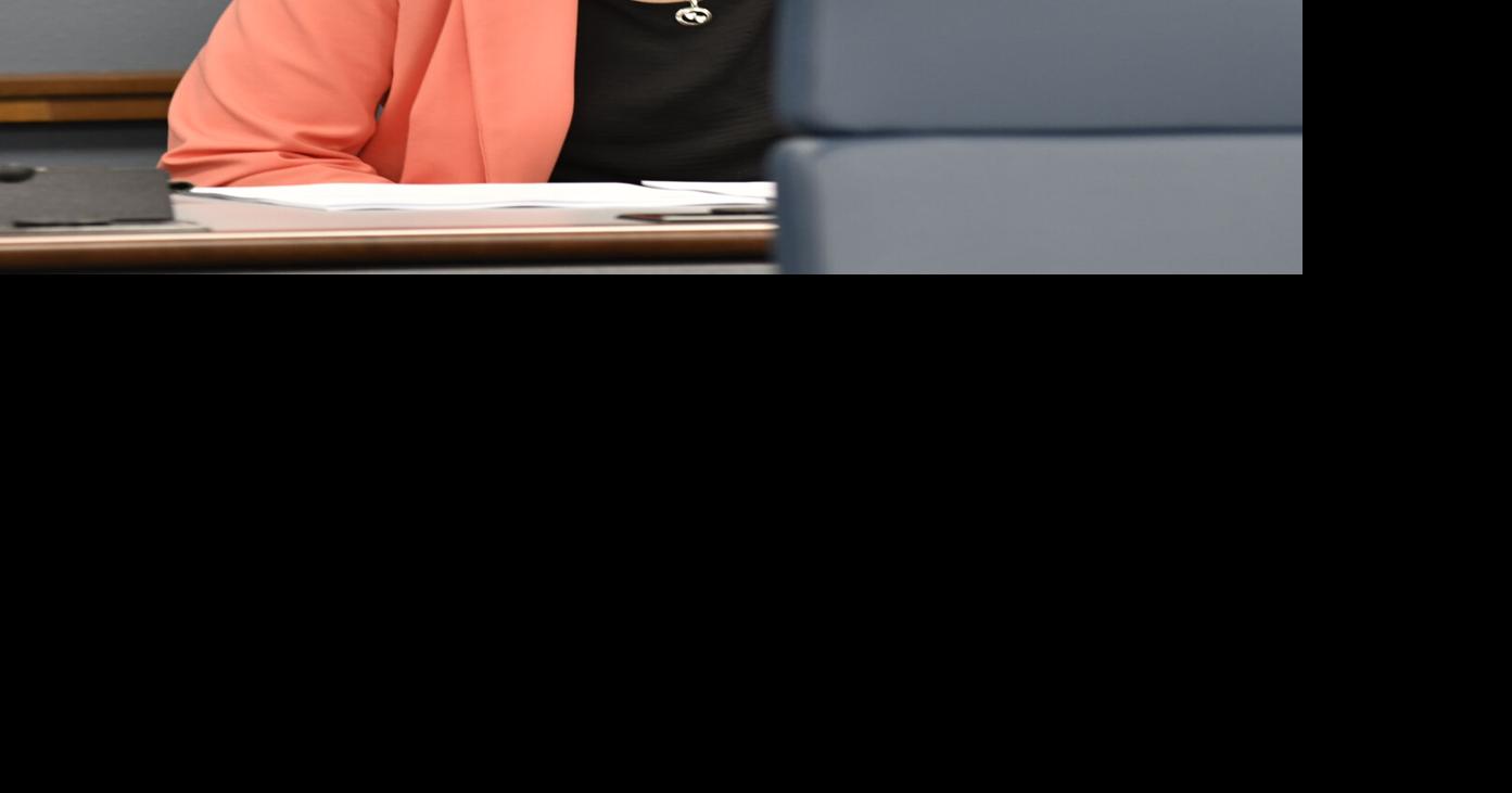 Arizona lawmakers push vaccine refusal bill