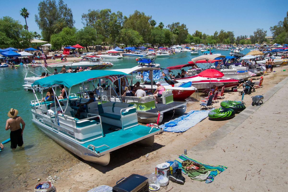 More California boaters, power boats cruising Lake Havasu Local News