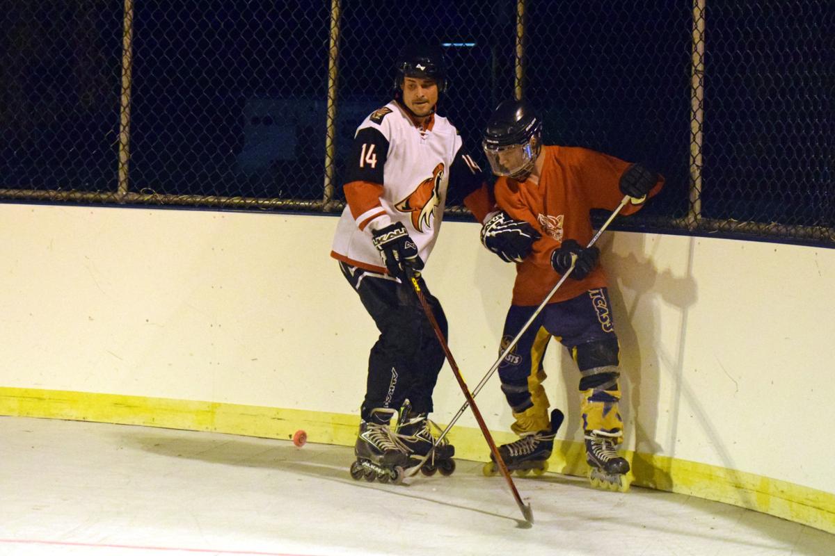 PHOTOS Men's roller hockey preparing for season Complimentary