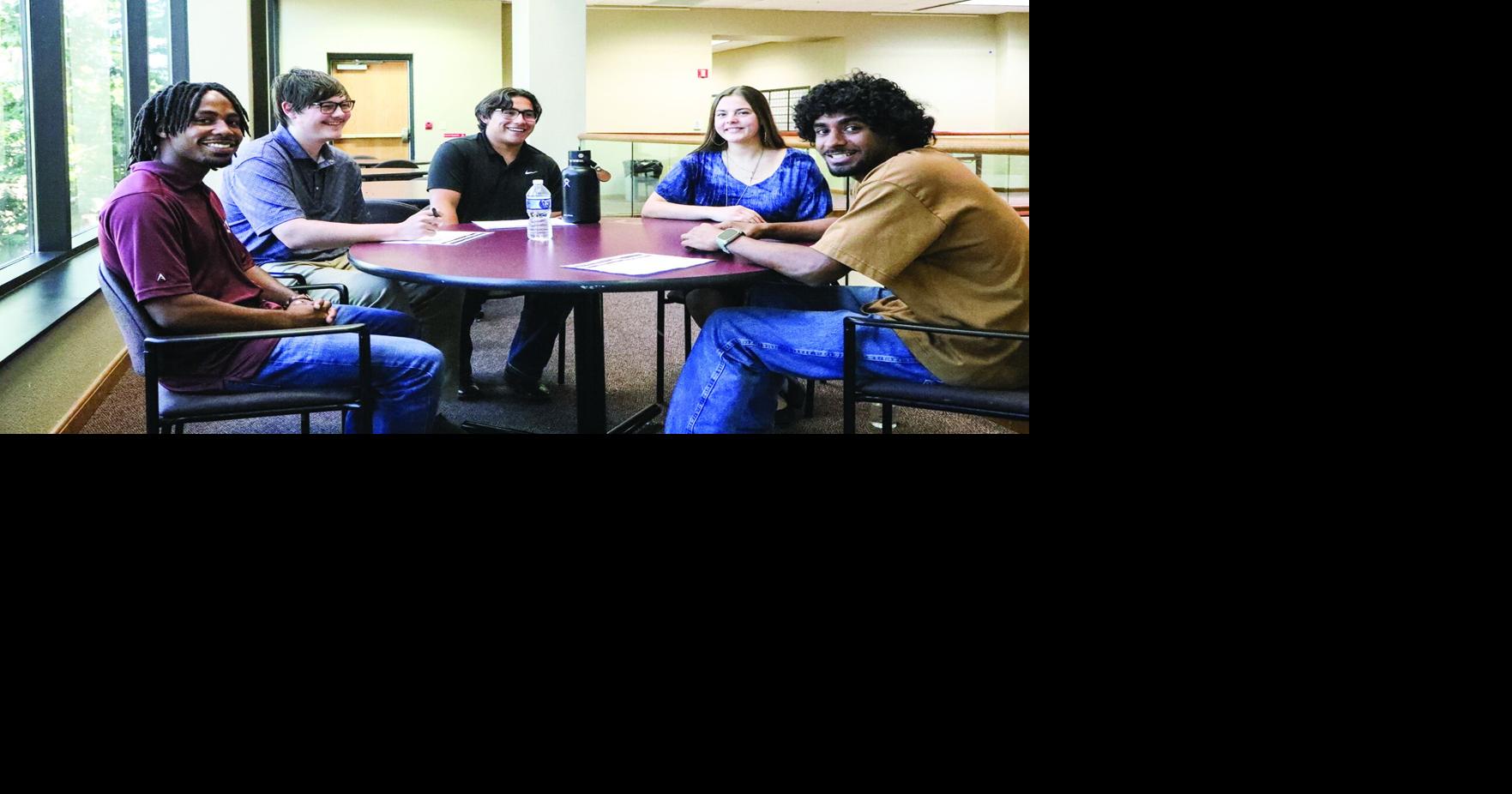 Students pitch helicopter sale for cash prizes