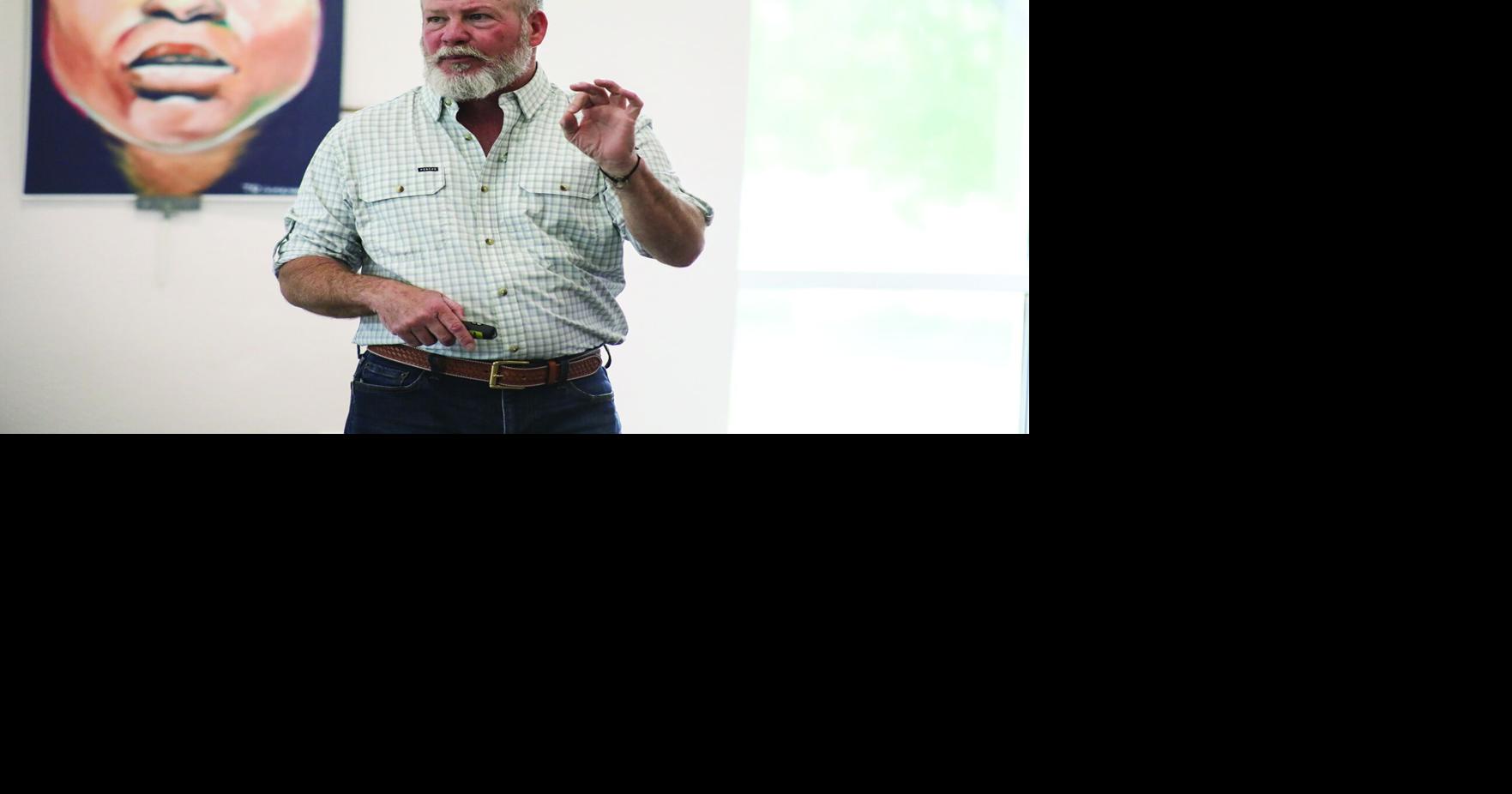 Rivenburgh teaches ‘Grapes to Glass’ seminar | | hccommunityjournal.com