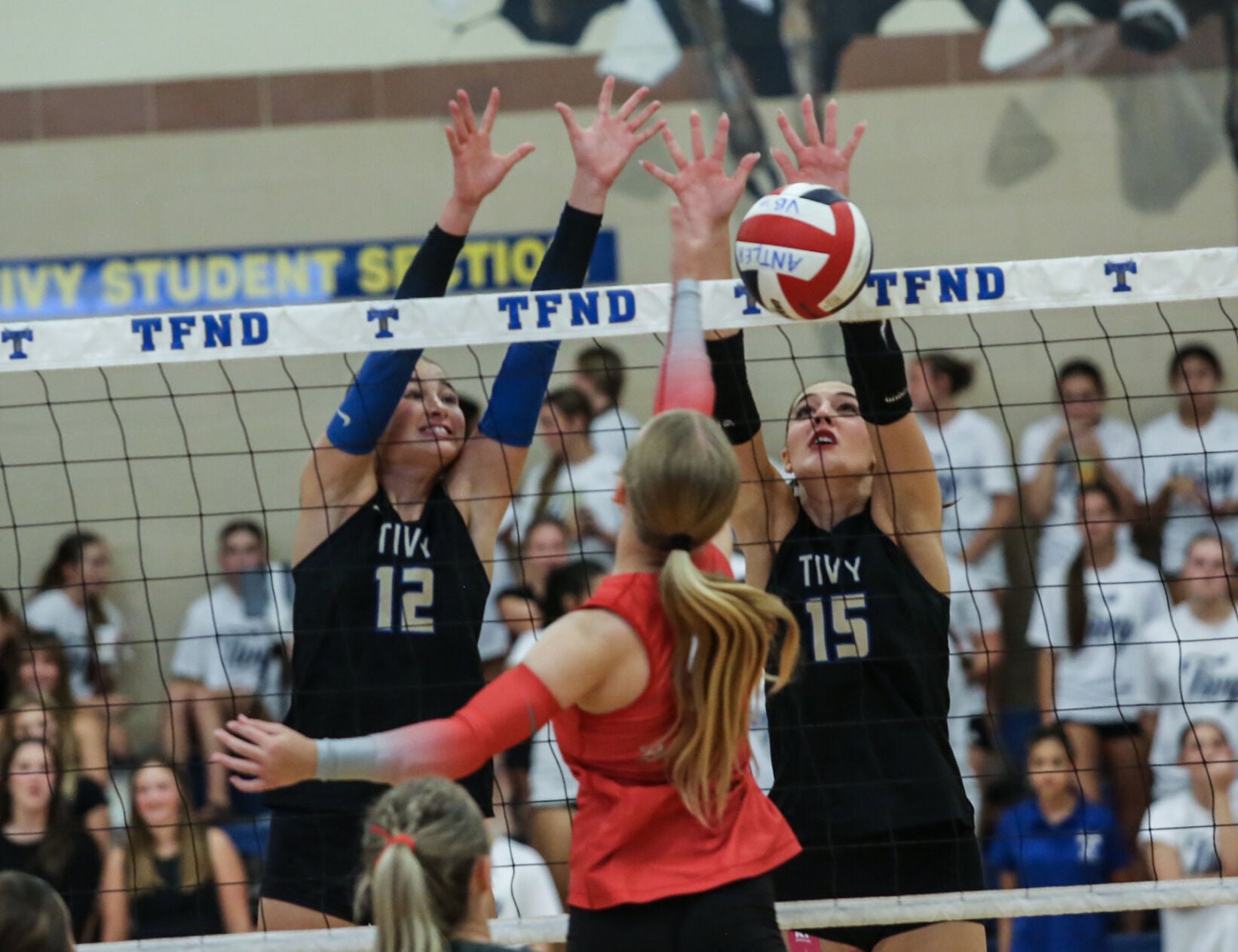 Lady Antlers dominate, sweep Fredericksburg | Sports ...