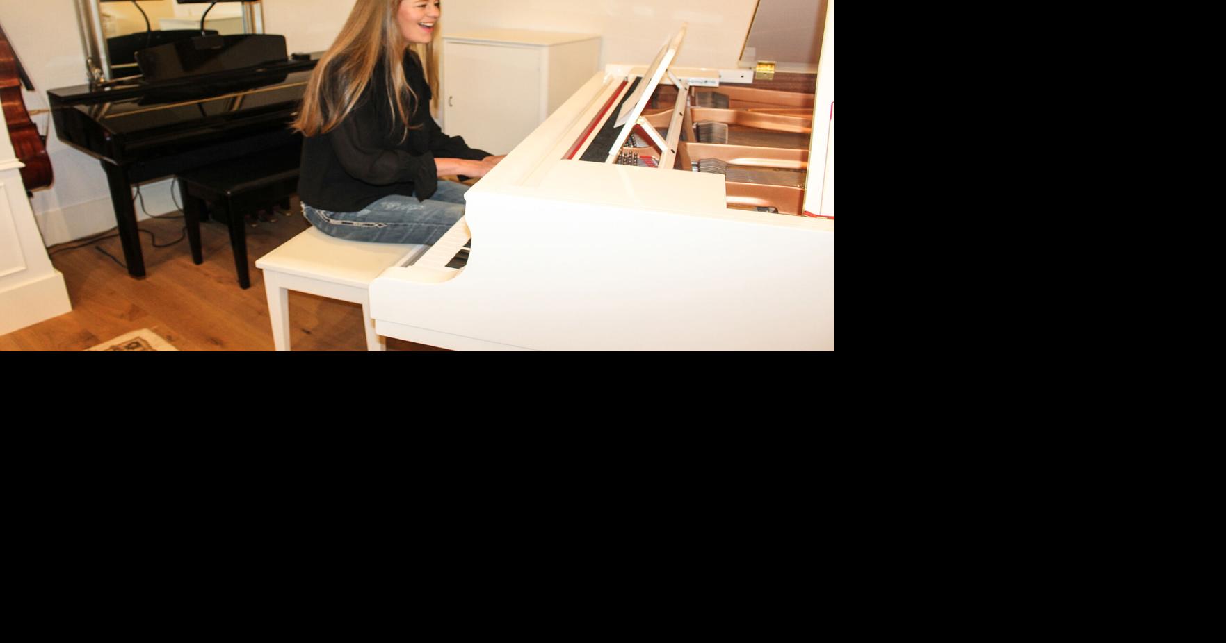 Elizabeth Rose is a musician, health coach, and equestrian