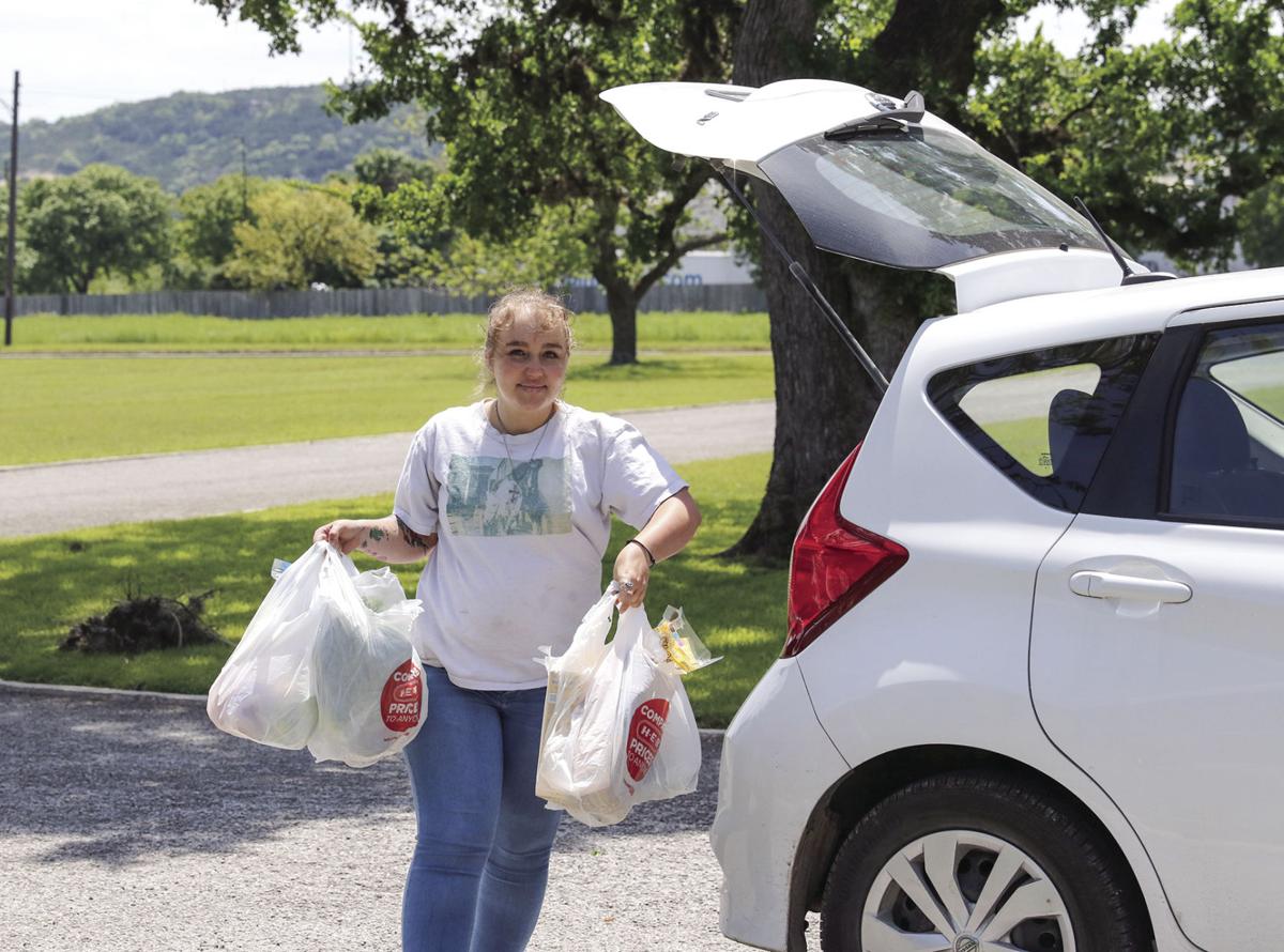 Favor Runners Shop For Seniors And Deliver To Their Door Hccommunityjournal Com