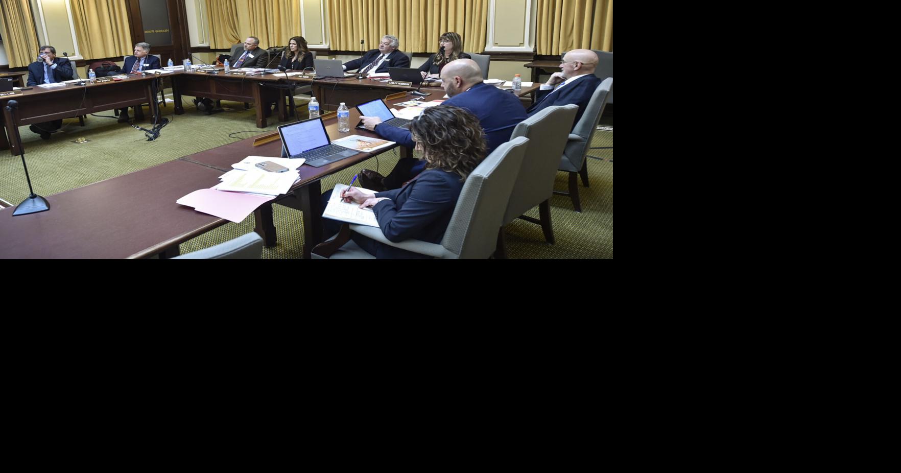 Wildlife commissioners meet Friday to finalize elk, other hunting ...