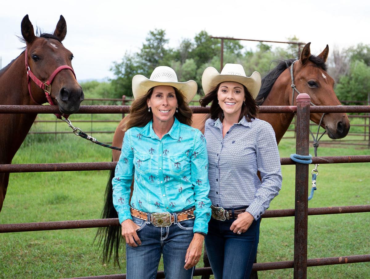 Barrel racing mother daughter team