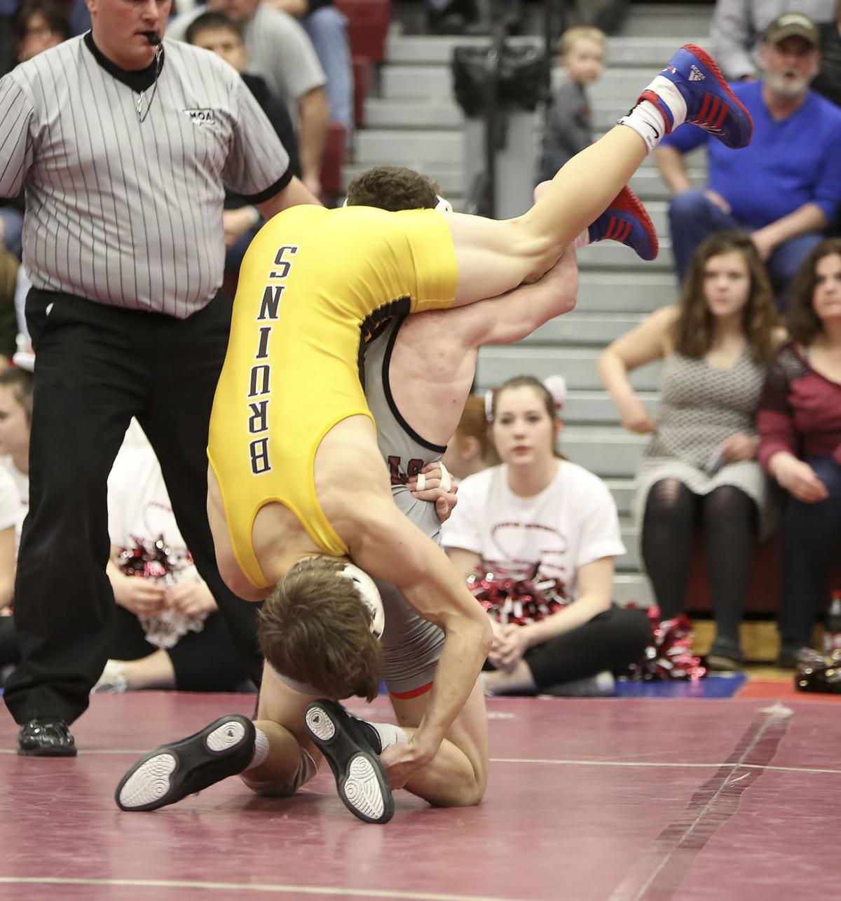 Bengals Win Crosstown Rematch To Avoid Season Sweep Prep Wrestling 