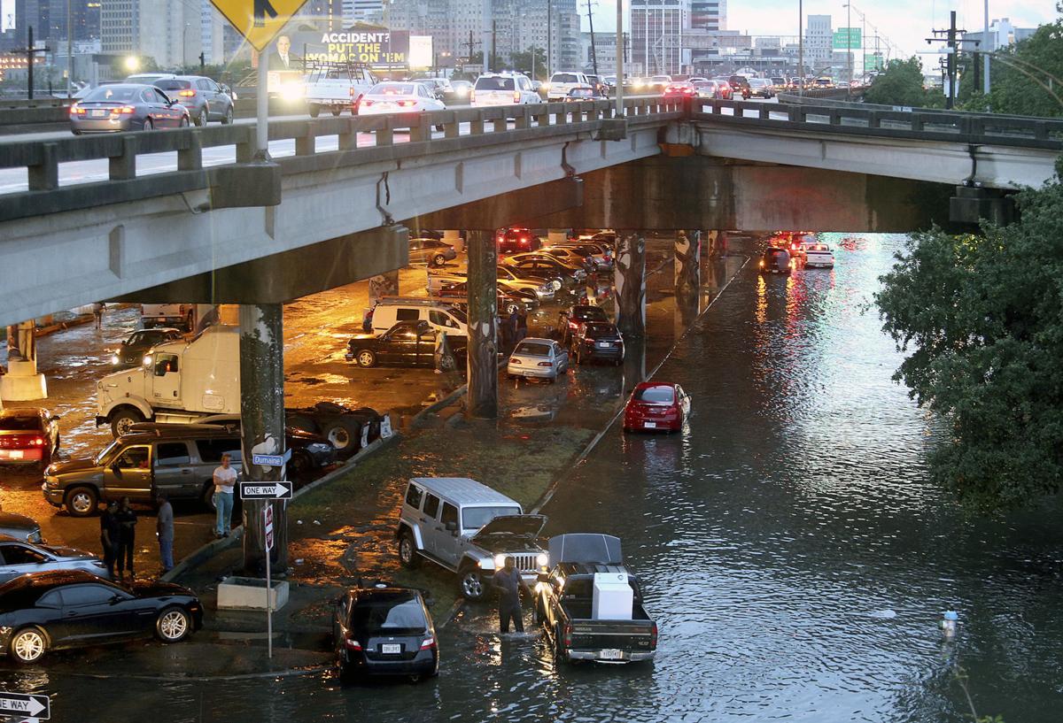 Flooding New Orleans