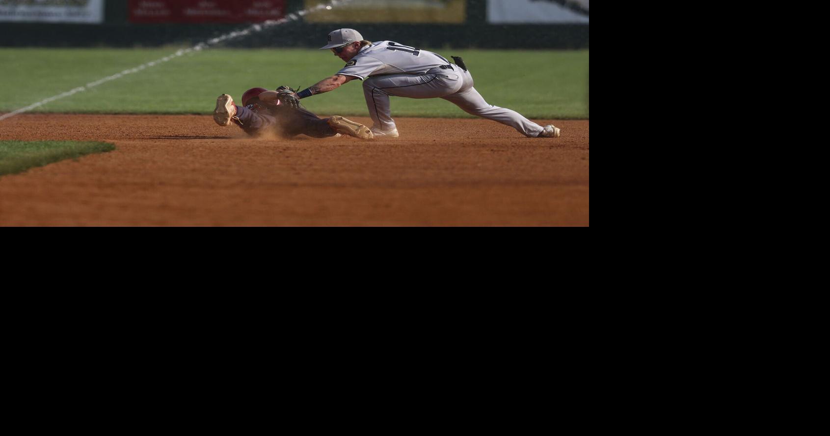 Stosh Roman sliding vs. Missoula Mavericks