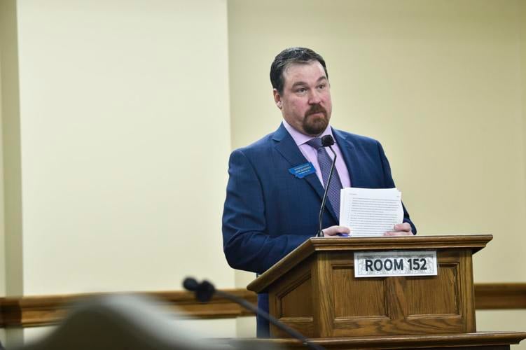 Bill to cut number of businesses paying equipment tax gets first 