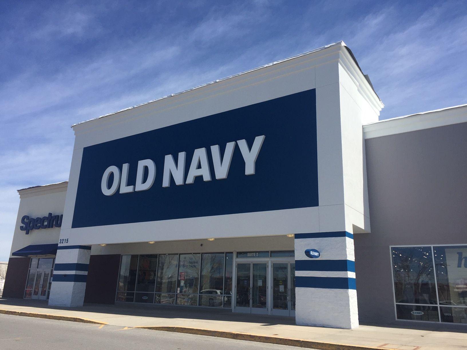 old navy near me hours today