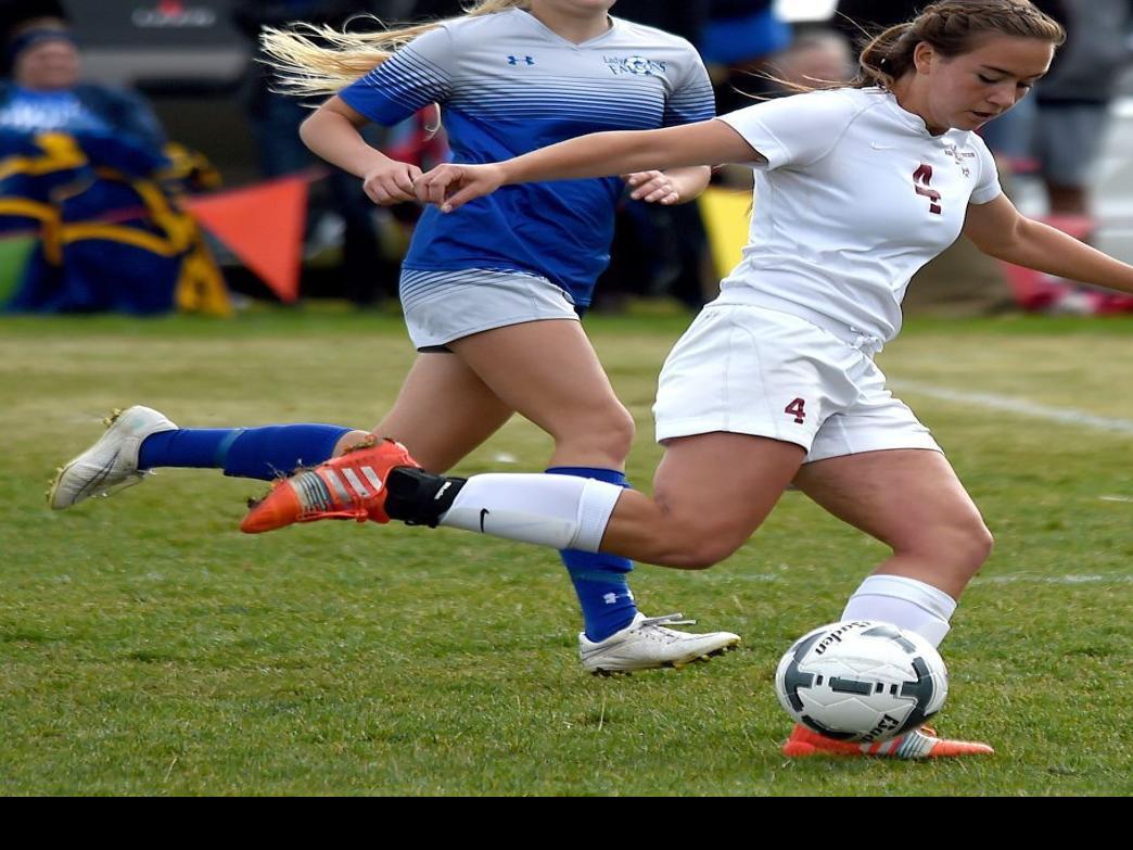 Helena S Lawlor To Play For Bowdoin College Prep Soccer