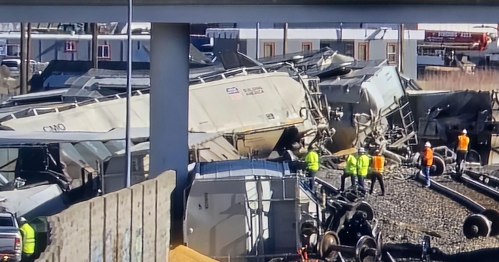 Train derailment in Elko closes 12th Street Bridge - Vimarsana News