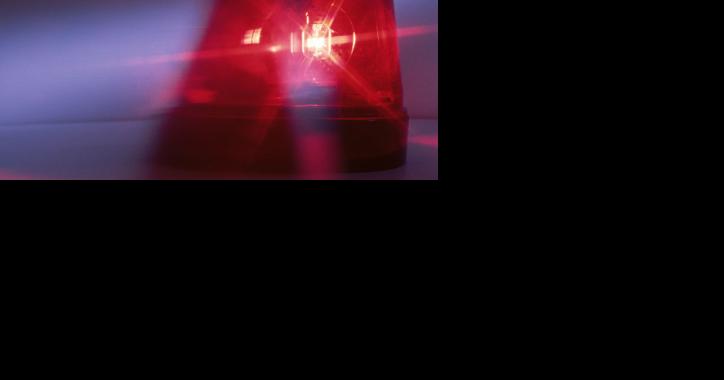 3 injured when pickup drives into oncoming traffic on I-15 - Vimarsana News