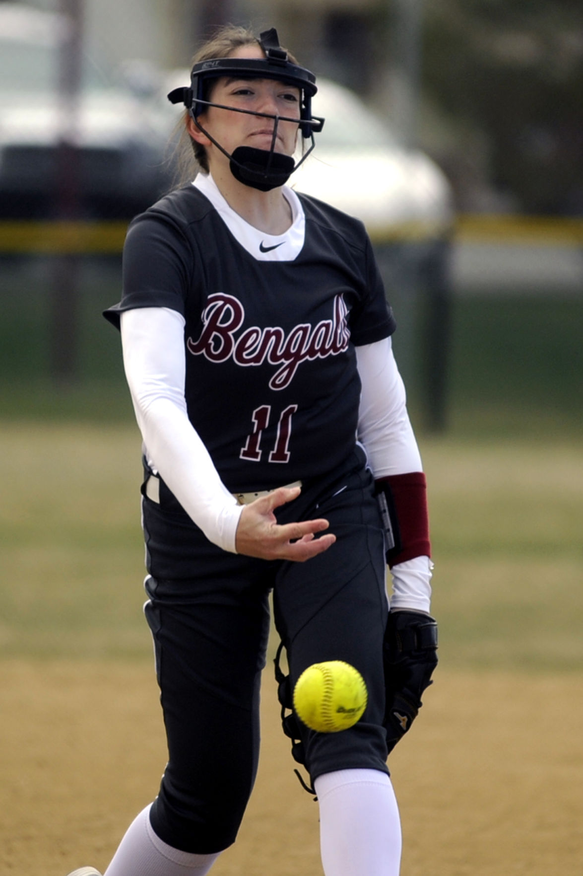 Helena splits doubleheader to grab season's first win Prep Softball