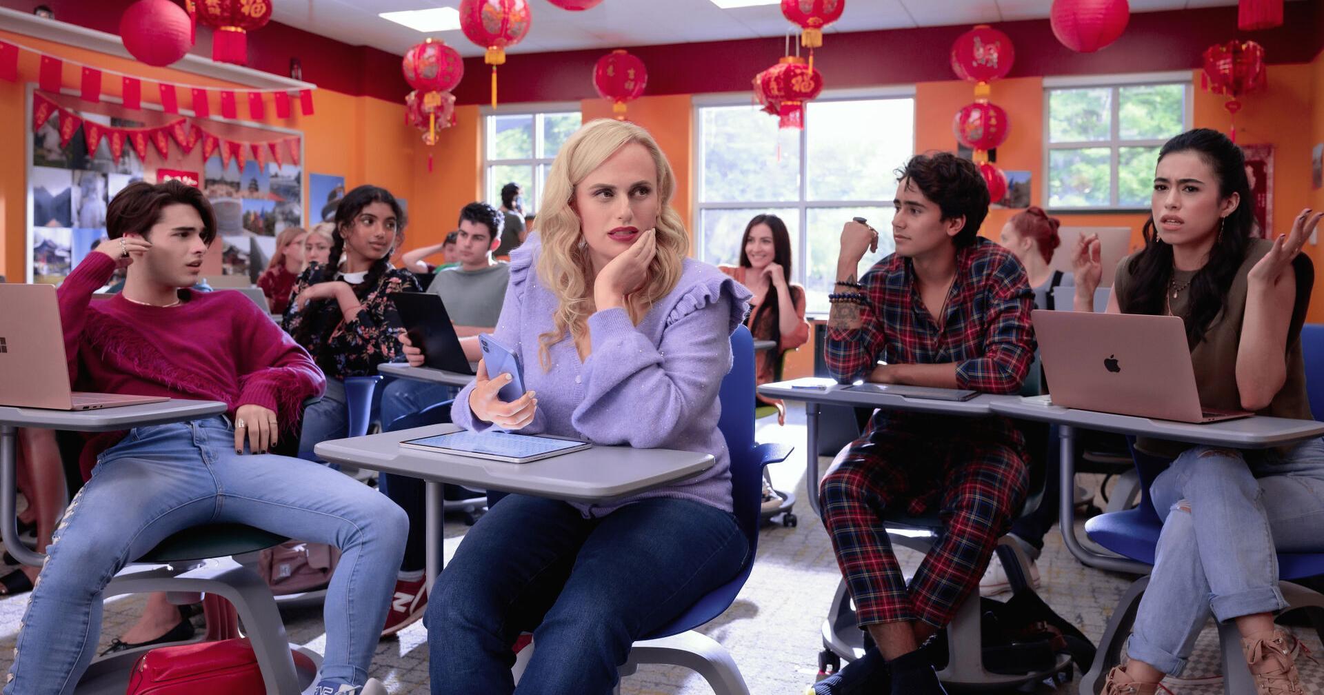 REVIEW: Rebel Wilson plays it safe in 'Senior Year' - Vimarsana News