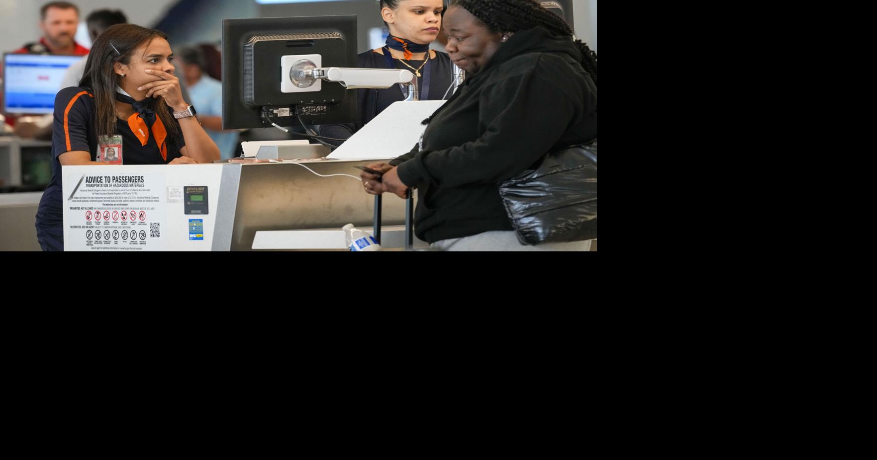 APTOPIX Airport Delays New York