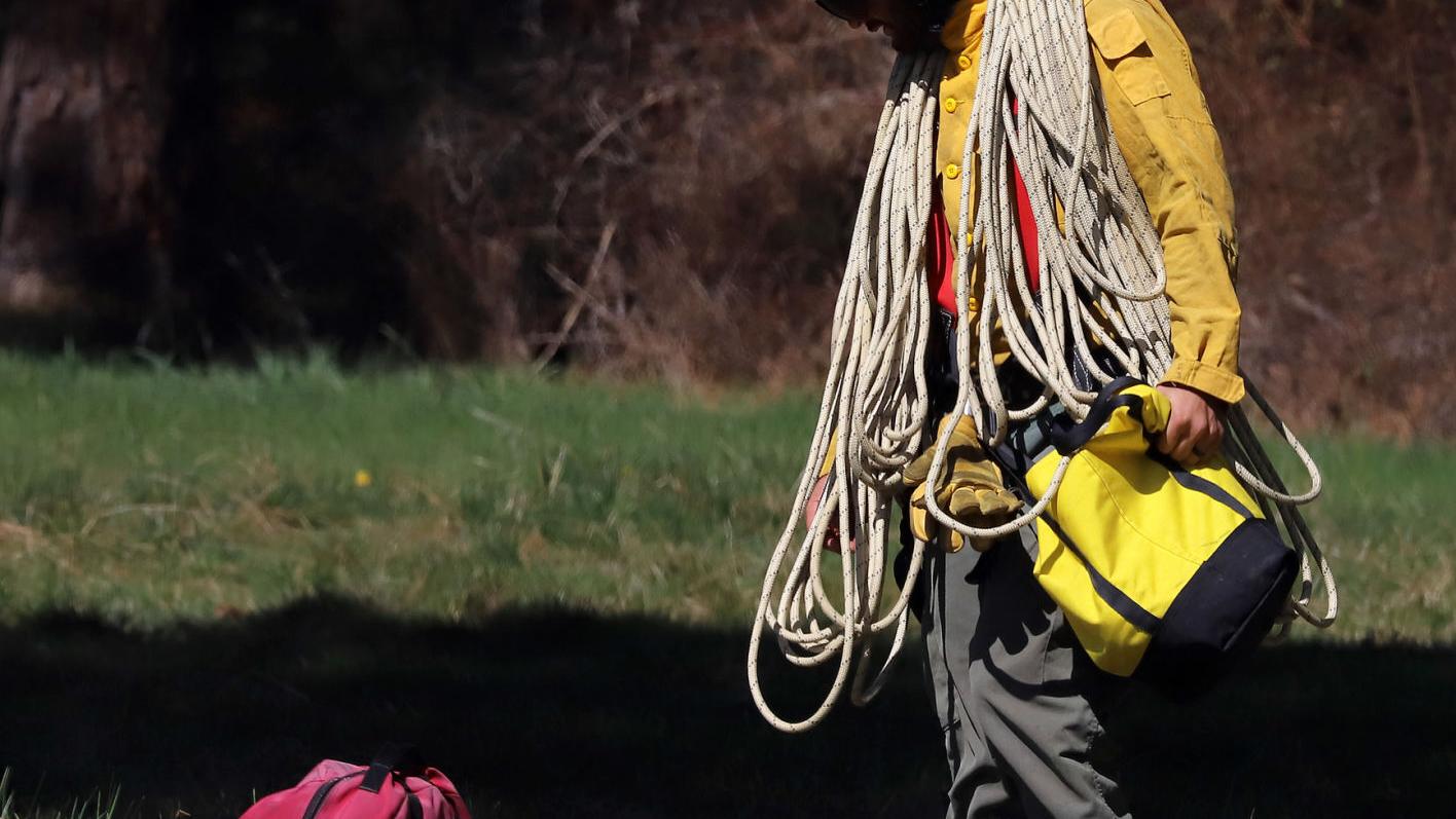 Headed down: Wildland firefighter rappel training comes to the Bitterroot - Vimarsana News