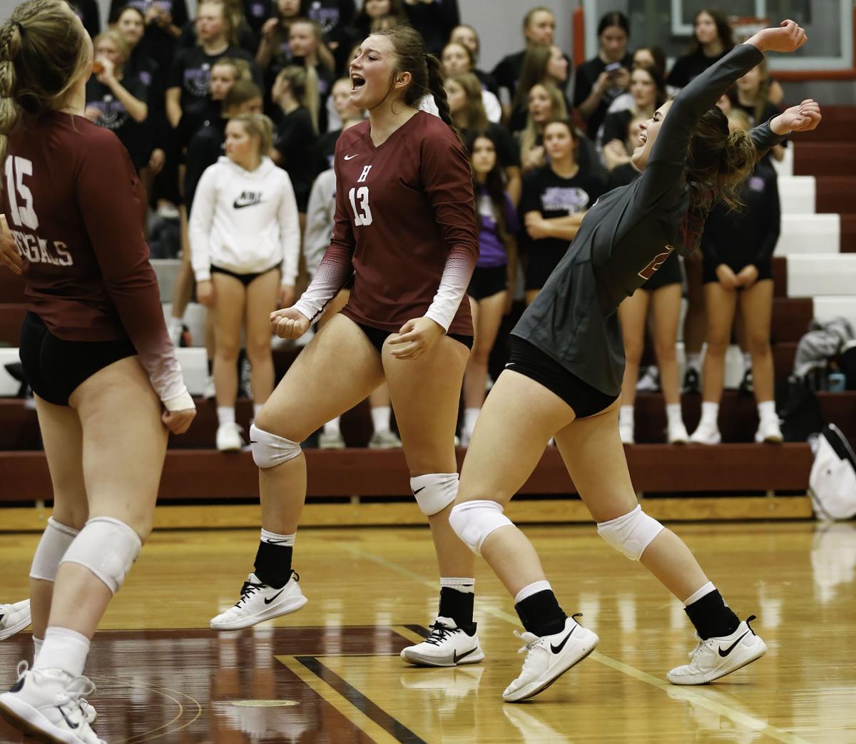 Helena volleyball versus Butte 2021