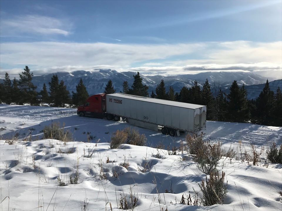 Semi stuck on Beartooth Highway