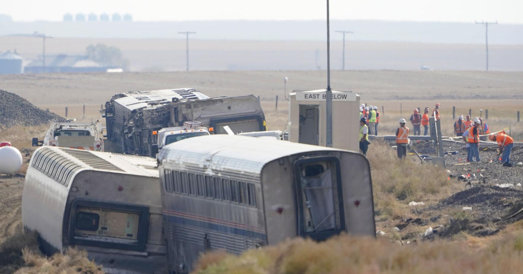 Investigators looking at bent track in fatal Amtrak crash - Vimarsana News