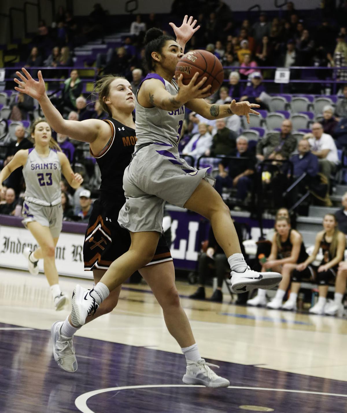 Carroll College Women S Basketball Capitalizes On Montana Tech S Turnovers In Win Carroll College Sports Helenair Com