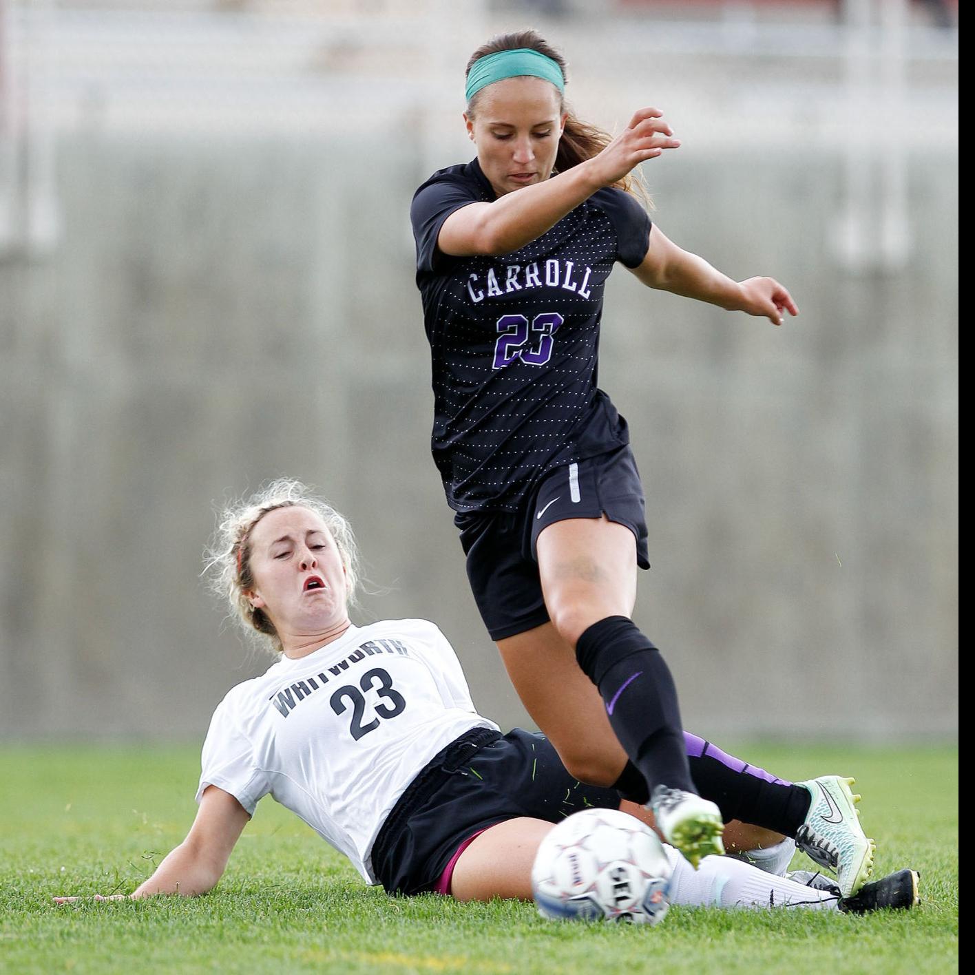 Carroll Women S Soccer Shuts Out Whitworth Pirates 2 0 At Nelson