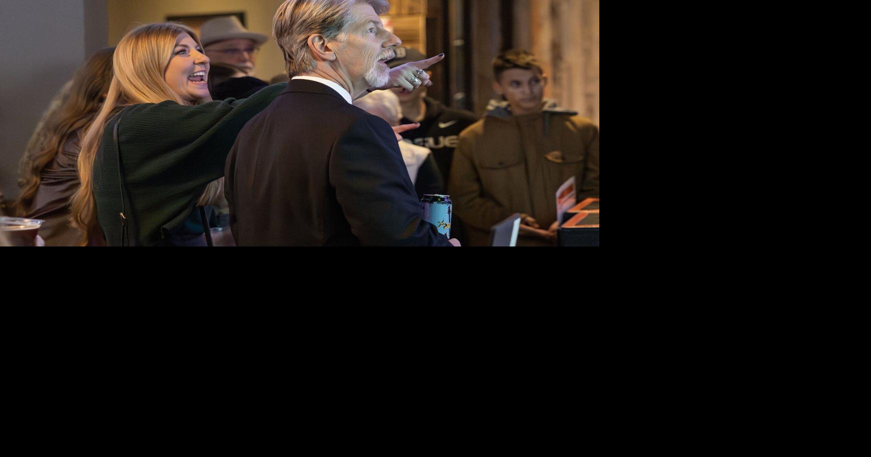 Mike Nelson narrowly elected mayor, Jennifer Owen concedes