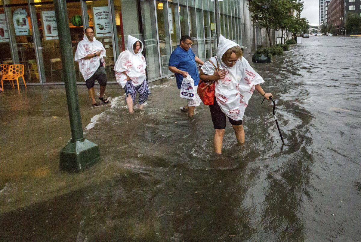 Flooding New Orleans