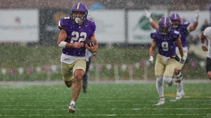 No. 12 Saints Smother Bulldogs in the Snow, 52-10