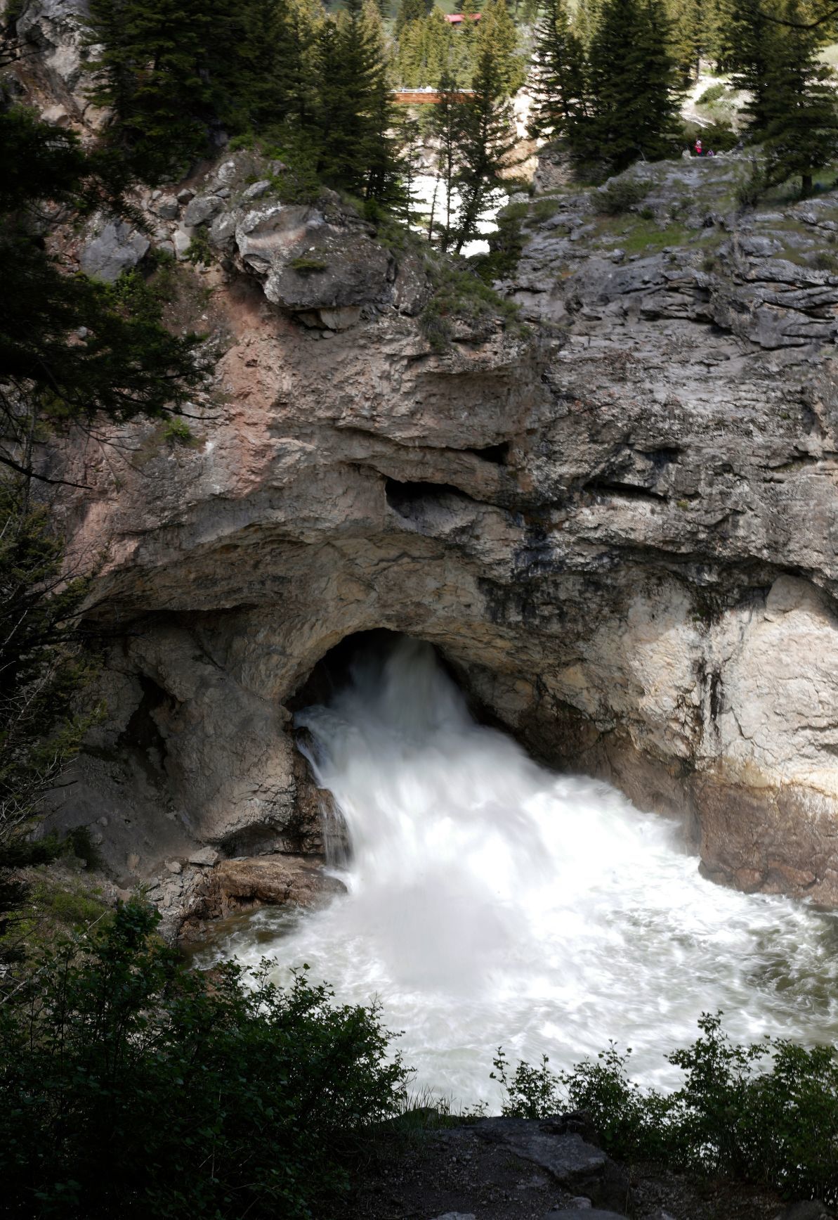 Person Dies At Natural Bridge Falls After Falling Into Water Outdoors Helenair Com