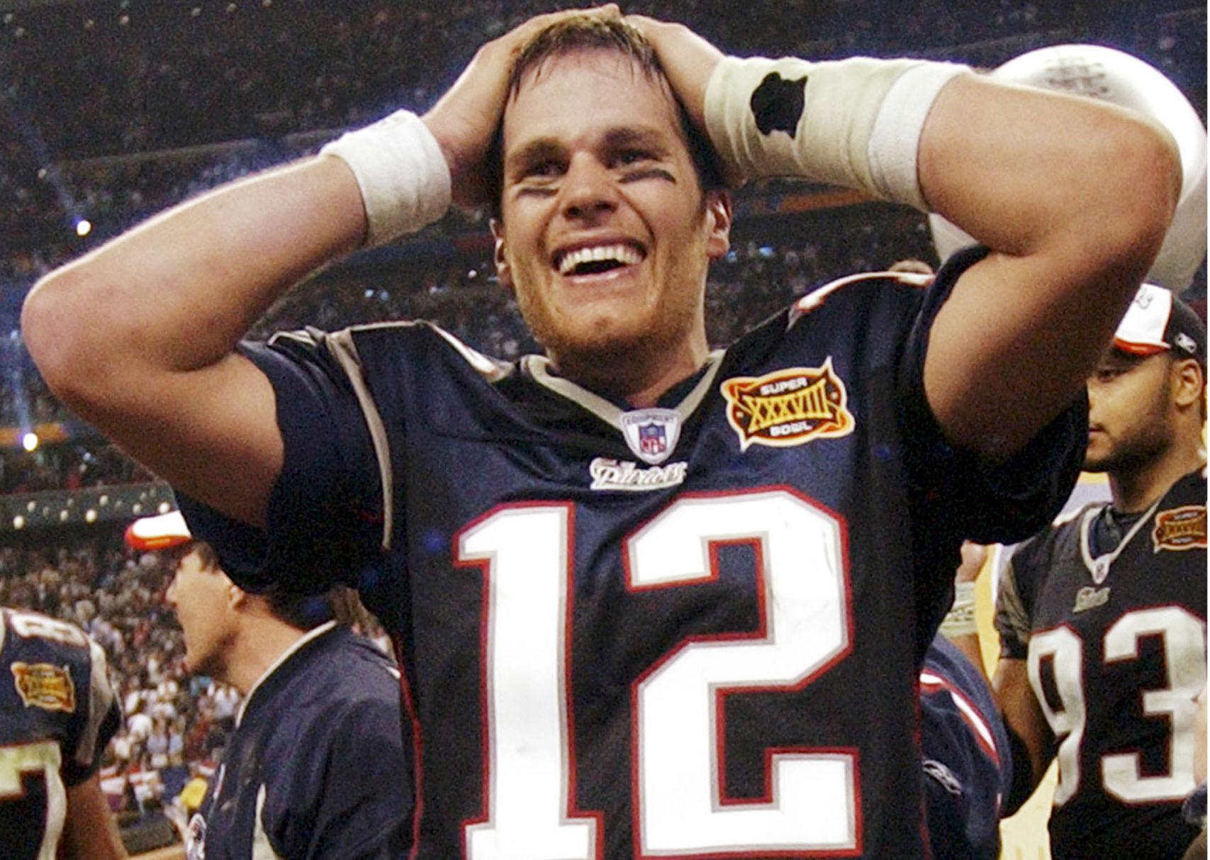38 Super Bowl Xxxviii Qb Tom Brady New England Patriots 3635