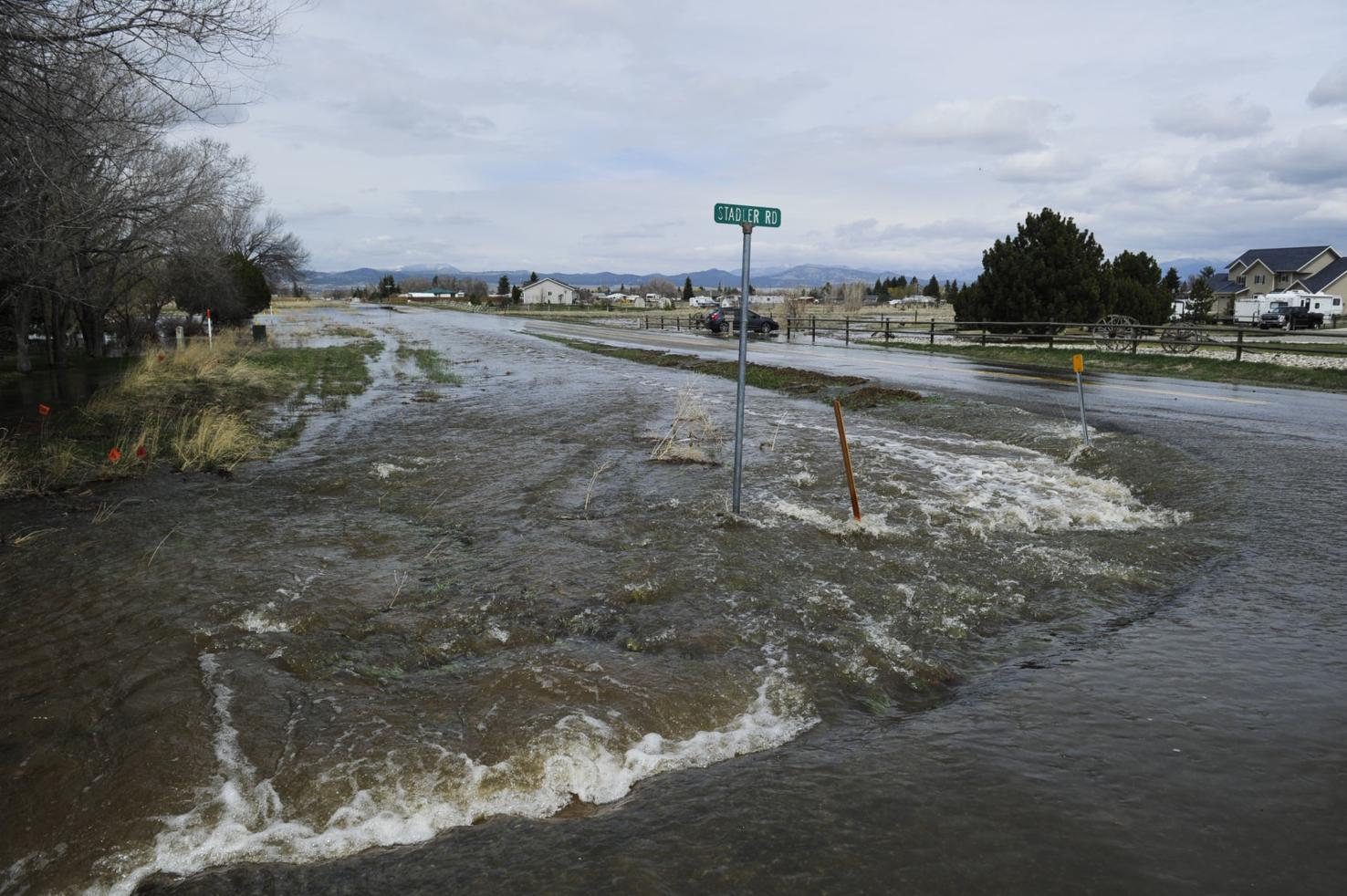 Photos High Waters In The Helena Valley Cause Residential Flooding Local 9536