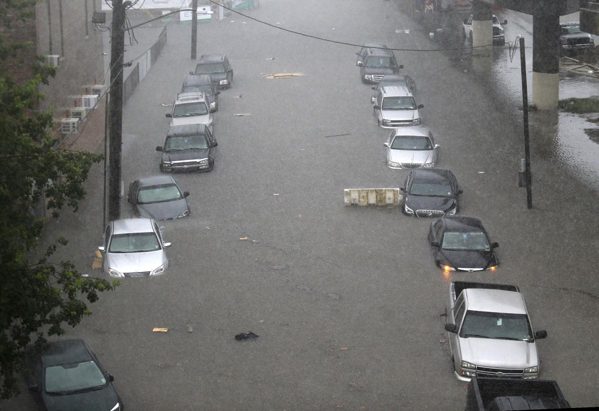 Flooding New Orleans