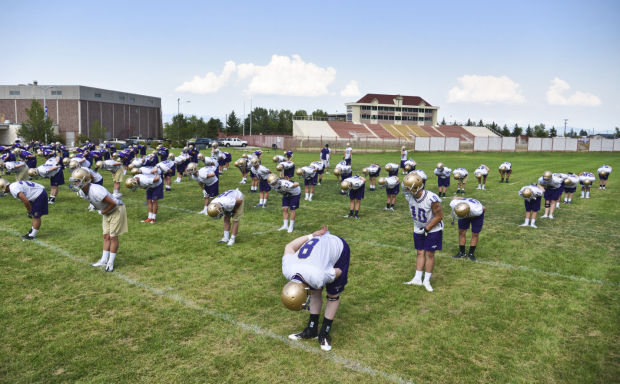 Carroll opens two-a-days, ready to battle for title | Carroll Football