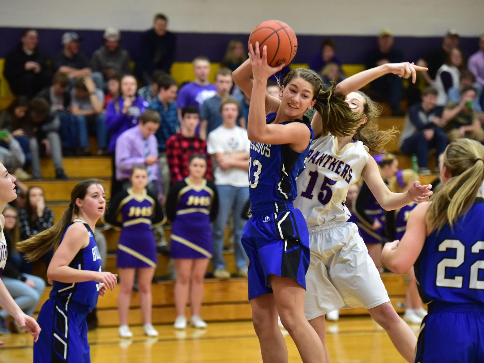 Rooney S All Around Dominance Leads Sophomore To Ir Player Of The