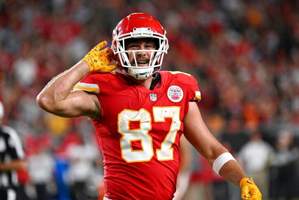 Mahomes declares Kelce the greatest TE of all-time - AS USA