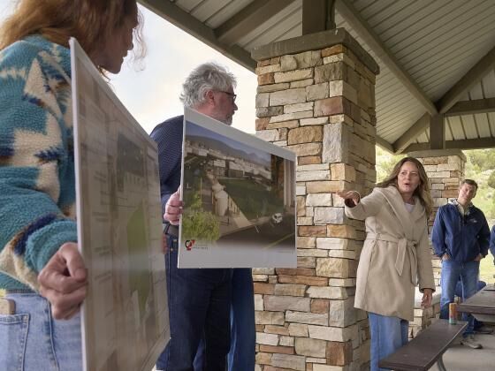 Montana State University bus tour visits southeast Montana communities