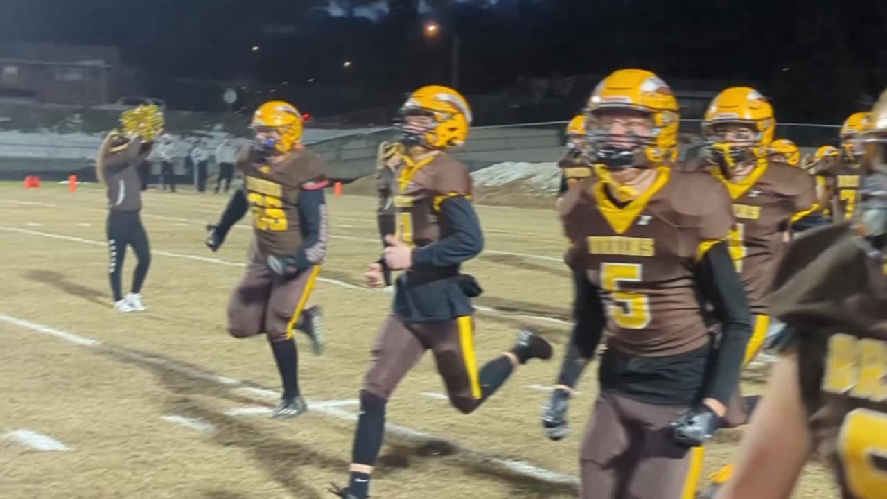 Helena Capital Bruins and Jefferson Panthers advance to high school football playoffs semifinals