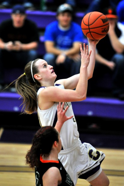 Carroll Women Score Most Points In Five Years With 100 44 Win Carroll 